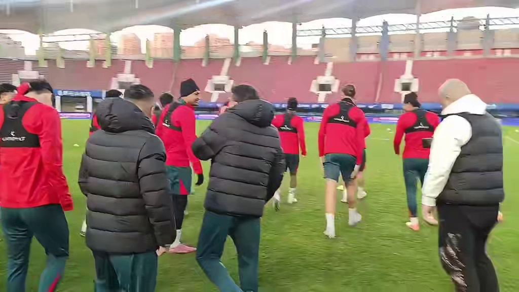 【直播吧中超每轮最佳评选】何超：C罗是值得学习的偶像，自己赛季表现不及格 #