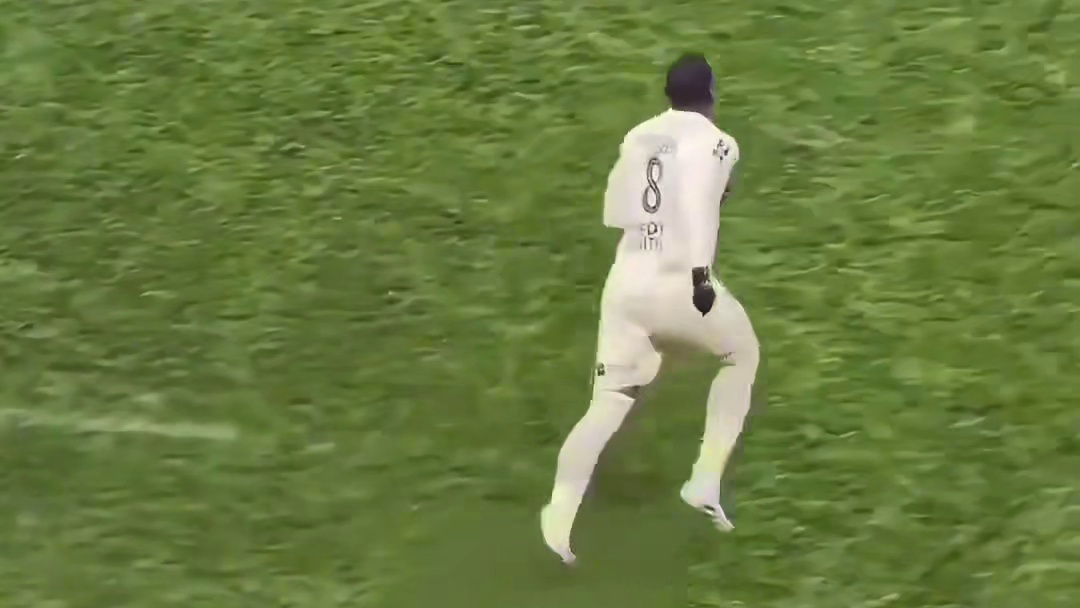 博格巴在缺席811天后，终于迎来了复出首秀！