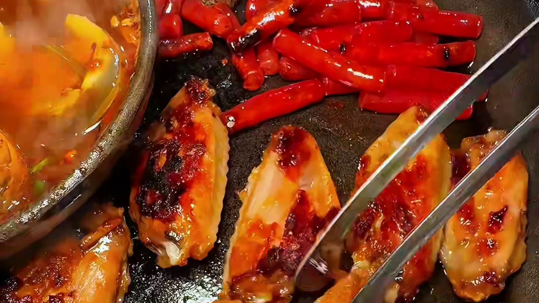 艾特你的饭搭子 让ta请你吃烙锅！