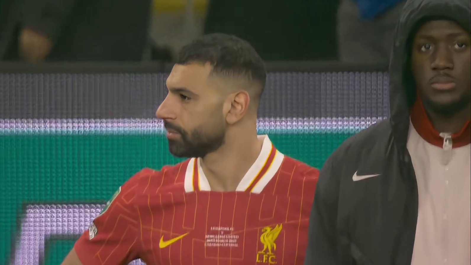 一周前畅想三冠王的利物浦，如今只能单线争冠