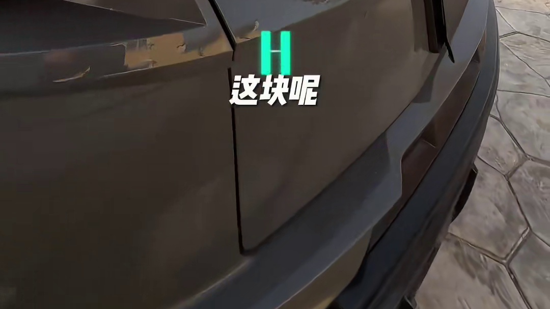 兰博基尼Urus，虽然和奥迪RSQ8本质上一样，但开起来完全就是两台车