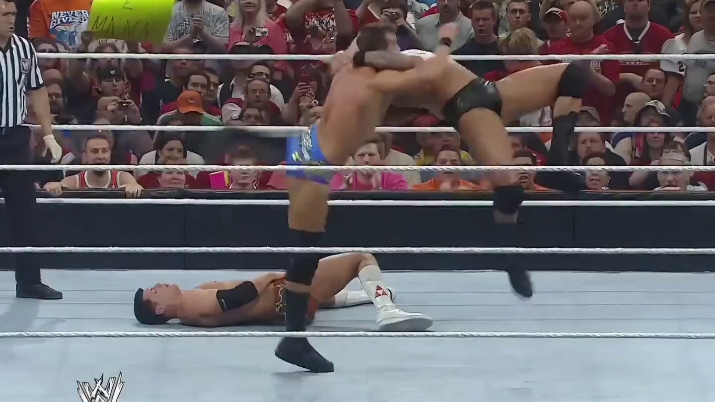 老大始终是老大！兰迪奥顿vs两个小弟，一波连招轻松将其拿下