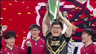 布達(dá)佩斯major的所有結(jié)局？！哪個(gè)是最有可能的一集？