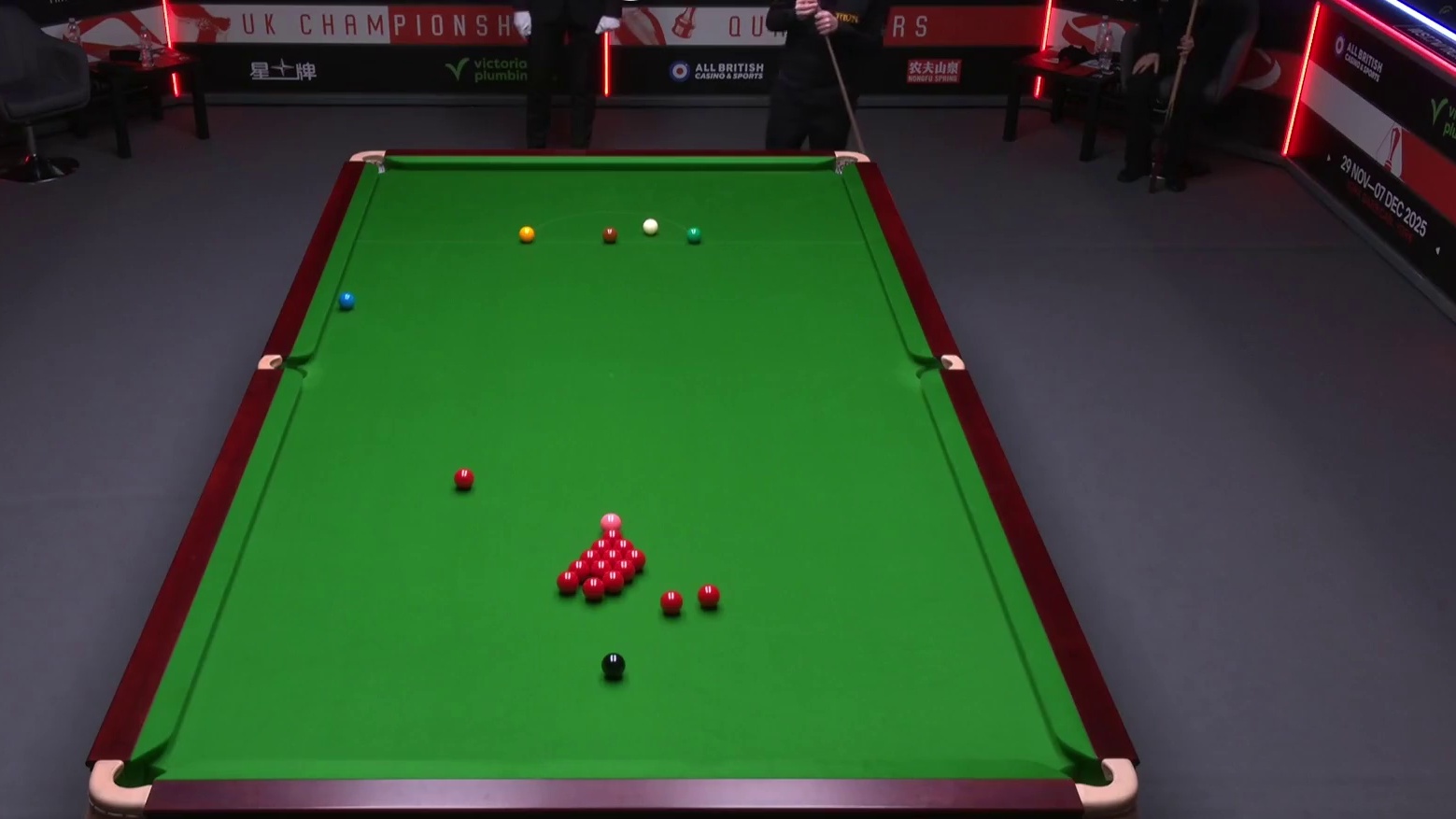 2025斯诺克英国锦标赛：周金豪vs斯坦迪 穆迪