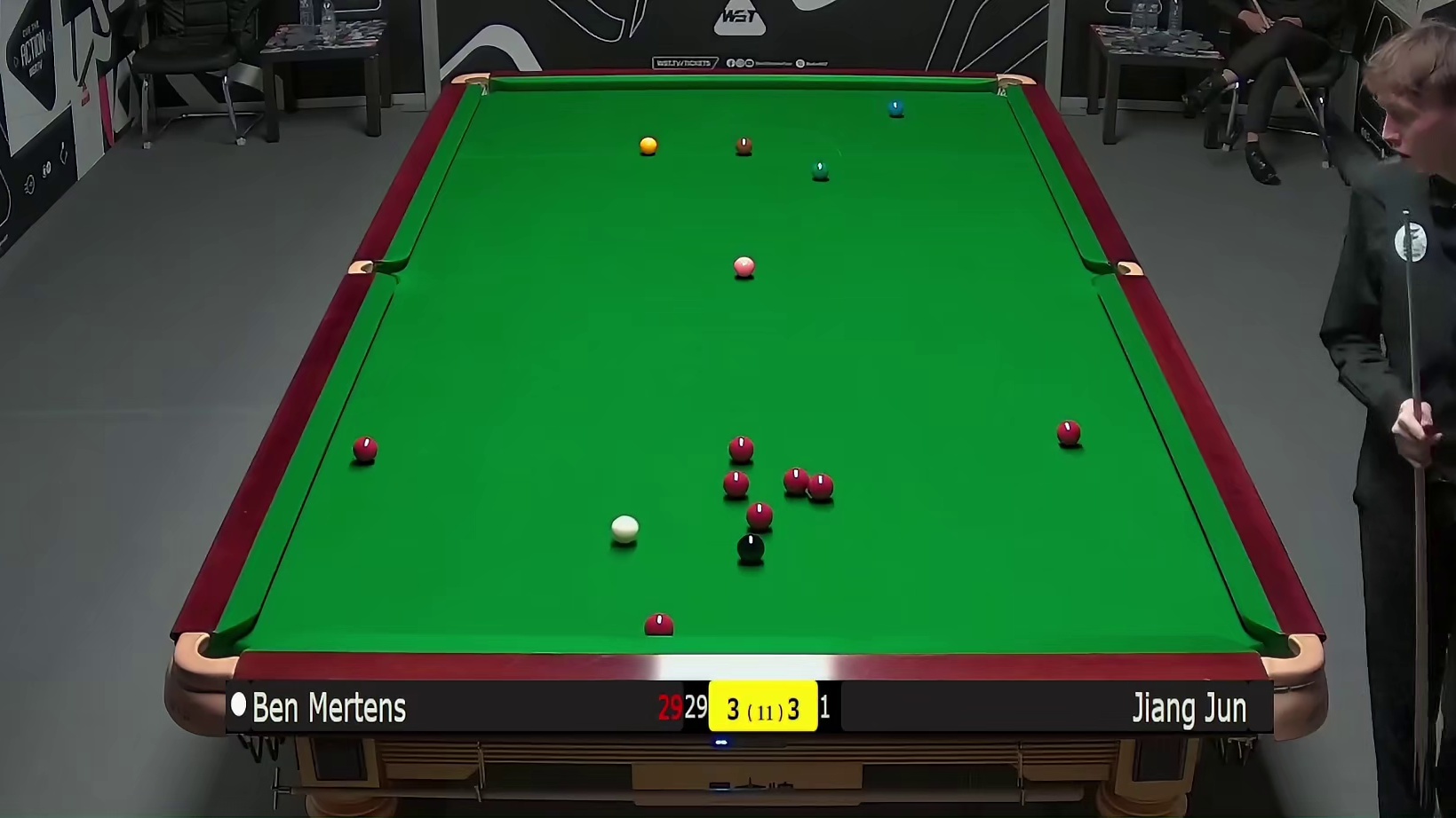 2025斯诺克英国锦标赛：江俊VS莫滕斯