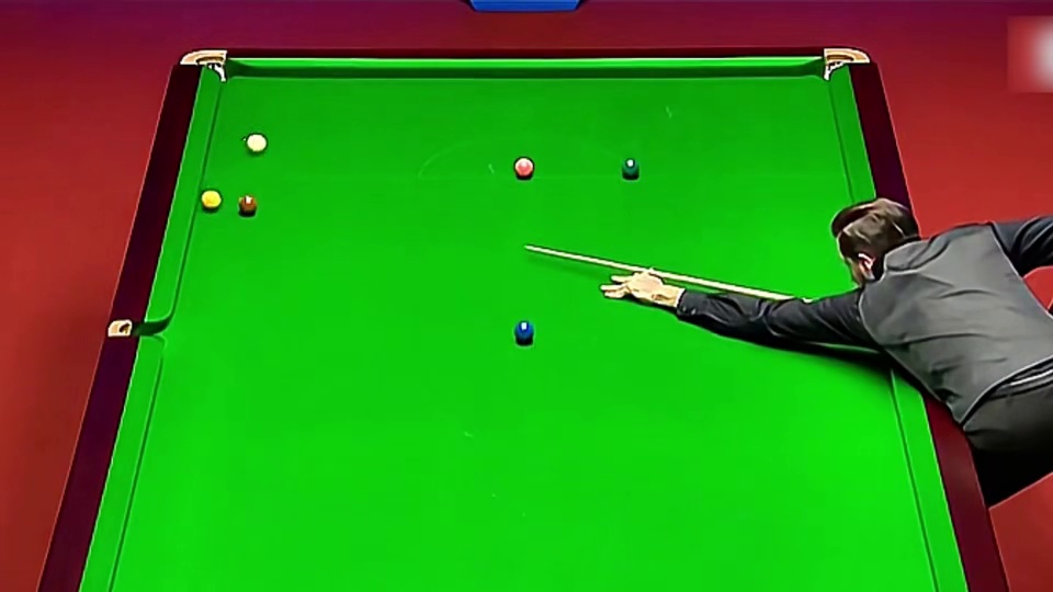 仅剩3颗彩球被超10分，丁俊晖杆杆藏黑轰斯诺克