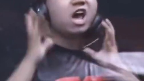 顶住压力，CFS世界赛再冲一次！ 念旧加油！想看白鲨再夺冠！