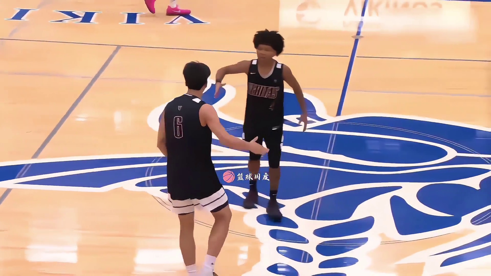 杀疯了，中国男篮未来之星张博源闪耀美高赛场，首秀即爆砍18分6篮板2助攻1抢断，成为球队真大腿