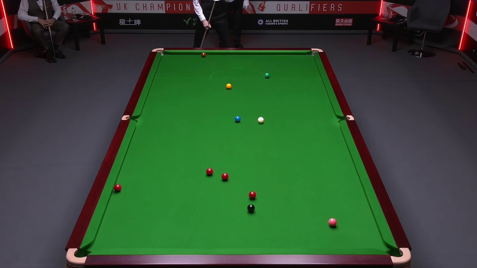 2025斯诺克英国锦标赛：宾汉姆vs普伦