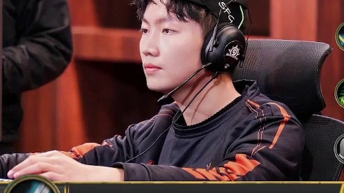 炸鱼杯决赛 SFGBin vs 风灵丨黑泽明 p1