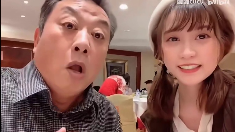 人人都有金色传说！炉石最初的起点！炉石橙卡小故事哈斯石酒