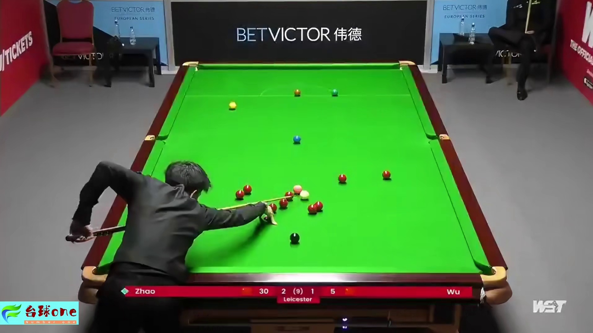 赵心童“大胜”吴宜泽，开局上演组合球上手，德比之战谁更胜一筹