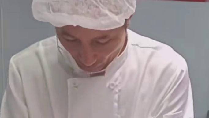 大叔现在唯一的缺点就是，买不到根本买不到