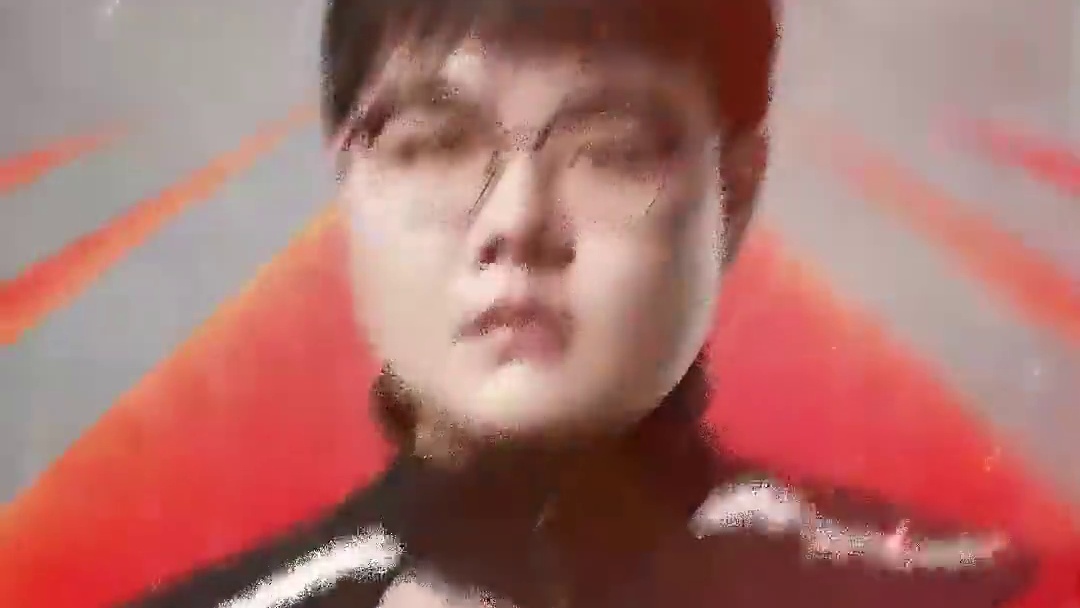 TES官宣369续约 百阵争锋，心念合一后进搏佳境；号角声声，志同道合而再赴山海。