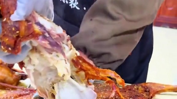 大哥这到底要怪谁