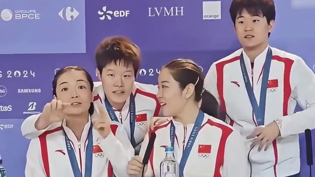 国羽功勋女双陈清晨发文挥别国家队，圆满结束辉煌职业生涯。