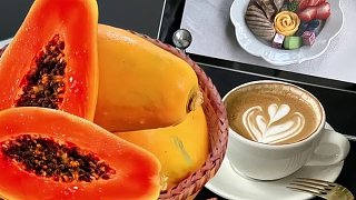 這個云南牛奶紅心木瓜，我都是兩箱兩箱買，真的很好吃，又香又甜，而且汁水又多，這個木瓜有一股特殊的香味