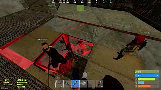 物資是死的，人是活的！沒有RPG我們就用石頭砸！ #