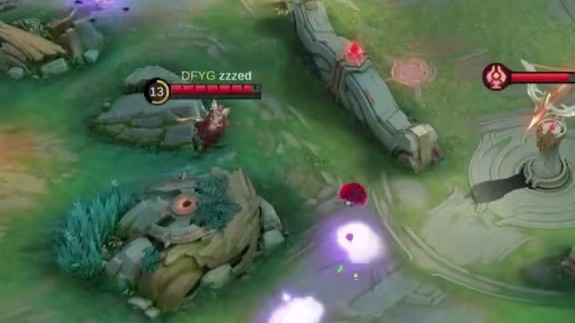 哈利在本次大师赛虽然出场不多，但依然是一个比较有趣的英雄，在Superkenn手里硬是玩出了隼的感觉