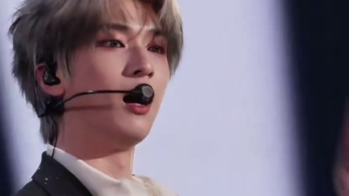 L！O！V！E！比得好可爱！ / 晚点减肥的微博视频 ​​​