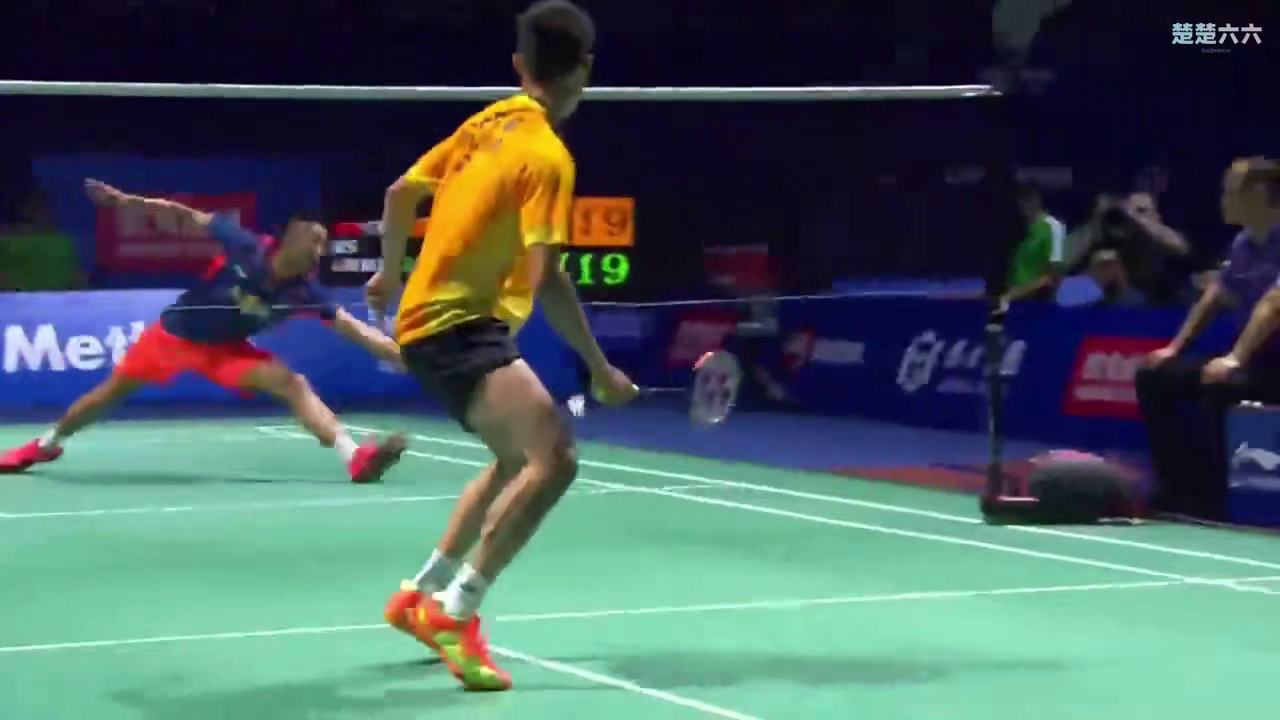 李宗伟少有的战胜林丹，名场面频出互秀操作着实惊艳 2015中国公开赛半决赛 李宗伟稳定许多，尤其关键