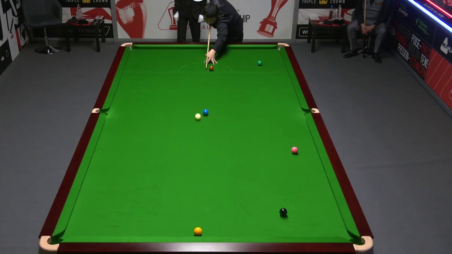 2025斯诺克英国锦标赛：庞俊旭vs桑坎姆