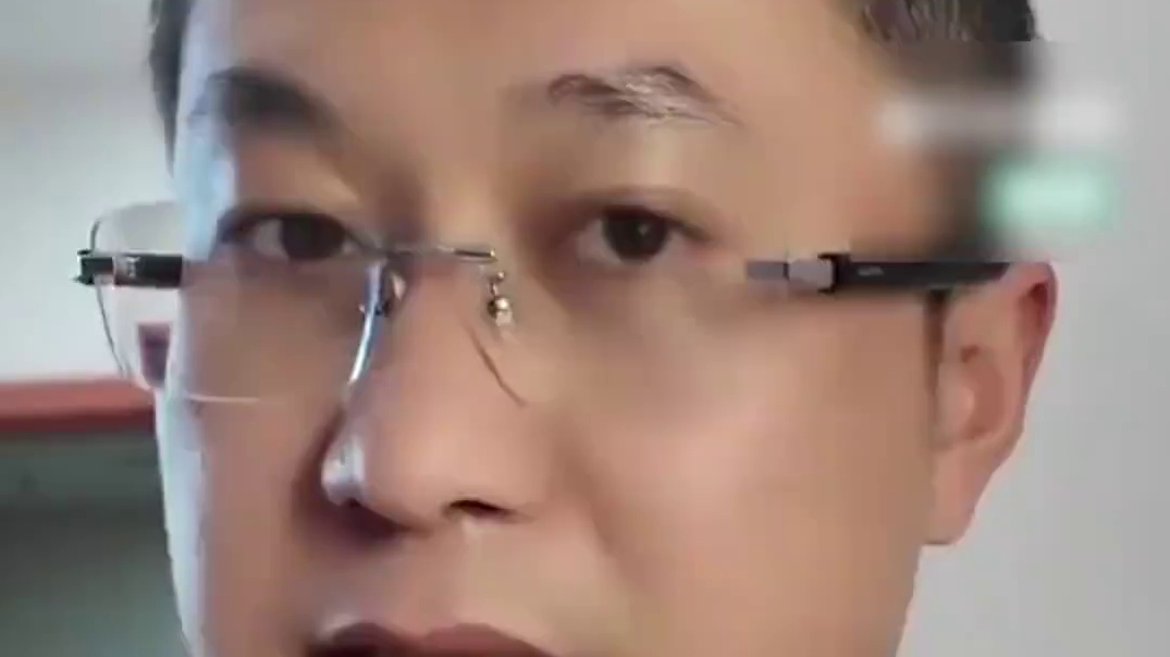 原来骨质疏松这么吓人？赶紧放下了手中的碳酸饮料