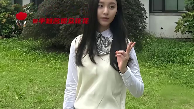 两个很萌的人谈了一场很纯爱的恋爱
