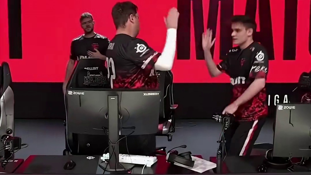 FAZE世界级公式化地狱归来