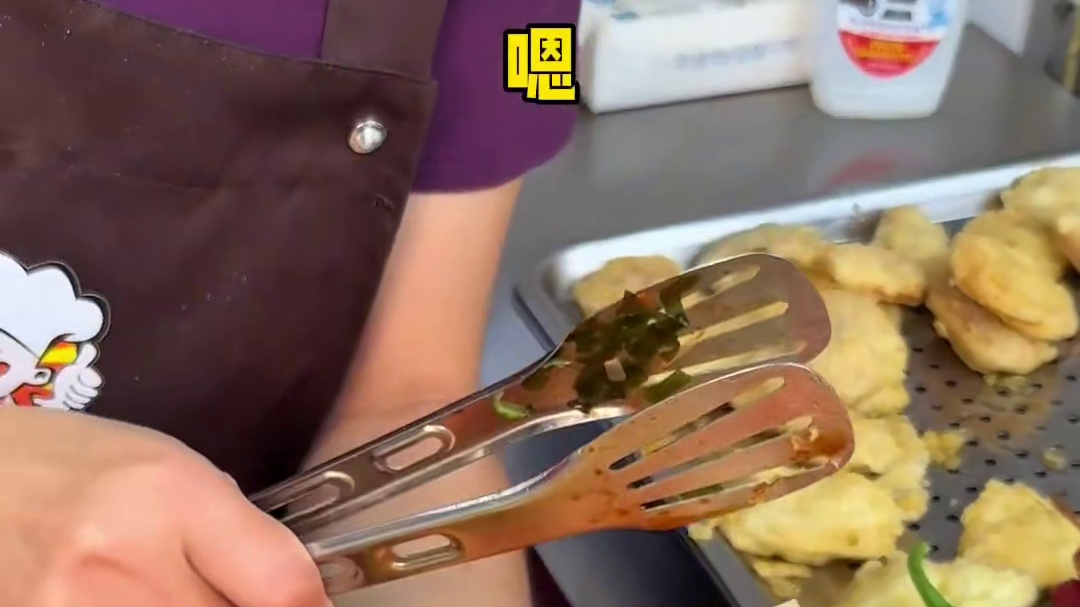 天津硬核早餐大饼夹一切！15一个！料多到塞不下！