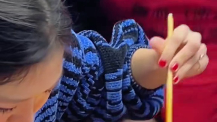 100斤的美女吃完3两吃4两！轻松拿走50002000元现金