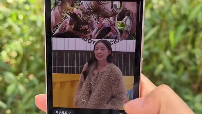 女大学生换机，有了OPhone，何必要iPhone！我的实况超能力#