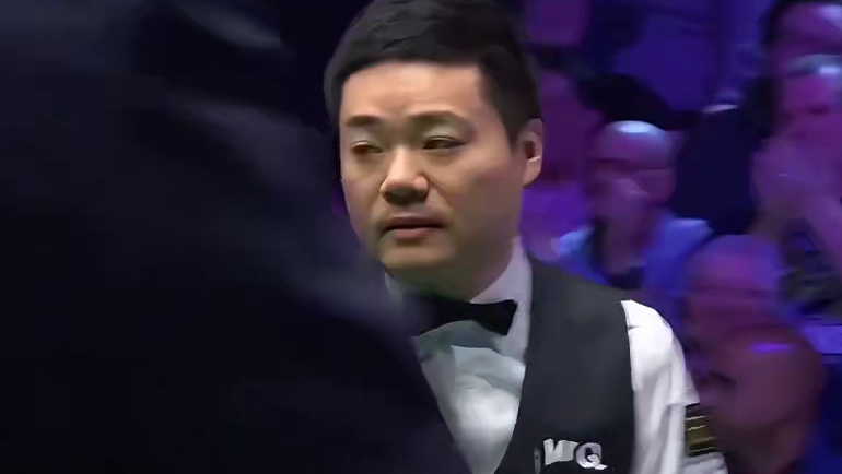 英锦赛：丁俊晖超刺激黑球绝杀，对手懵了