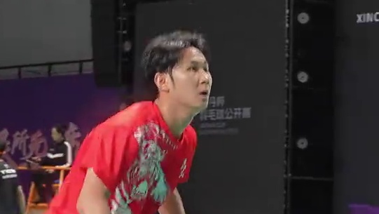 负伤坚持上阵 站上赛场都是赢家 黄叙源vs钟梦亮