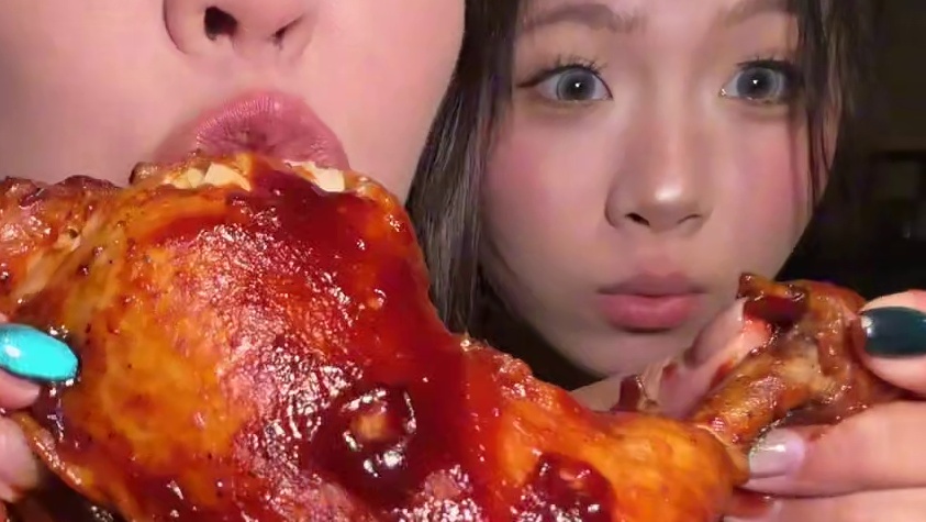 半斤肉饼的汉堡脸大的苹果派爆浆厚底披萨…