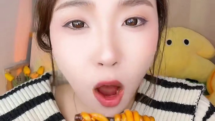 这个新品真的好吃也是真辣！！！！！艾玛呀明天又想吃辣