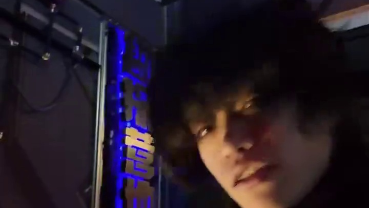 老板许的离谱愿望之npc男团出道计划 密室