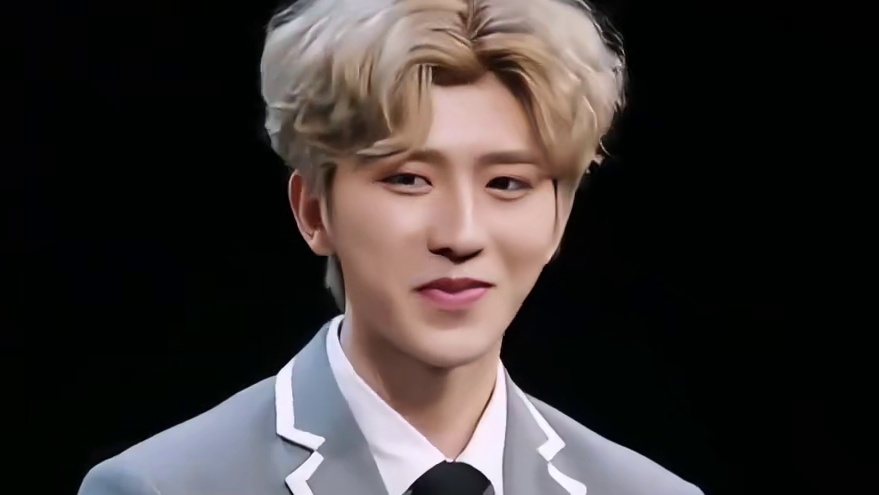 陈立农首场公演力压群雄，其成就当之无愧