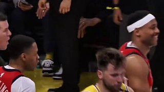 東契奇：這么拽？看到這樣的原地暴扣后怕了沒？