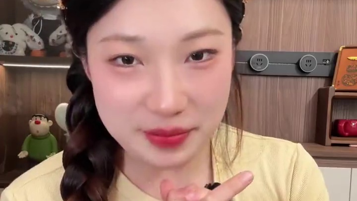 阿燕姐鸭脖他带着机制来啦！！