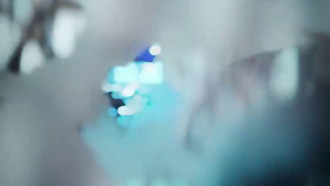 12月5日，V25终局夜市，盛大开启！备受期待的『掠影//2.0』、『奇幻朋克//3.0』系列皮肤将首次加入夜市，共赴庆典时刻！