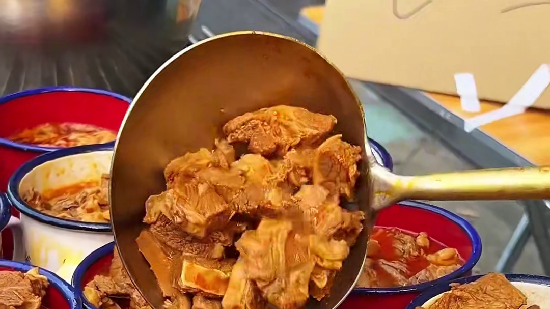 被潮汕街头的牛肉面馋哭了