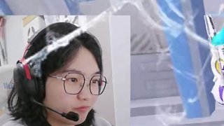 把世界調(diào)成靜音。。。