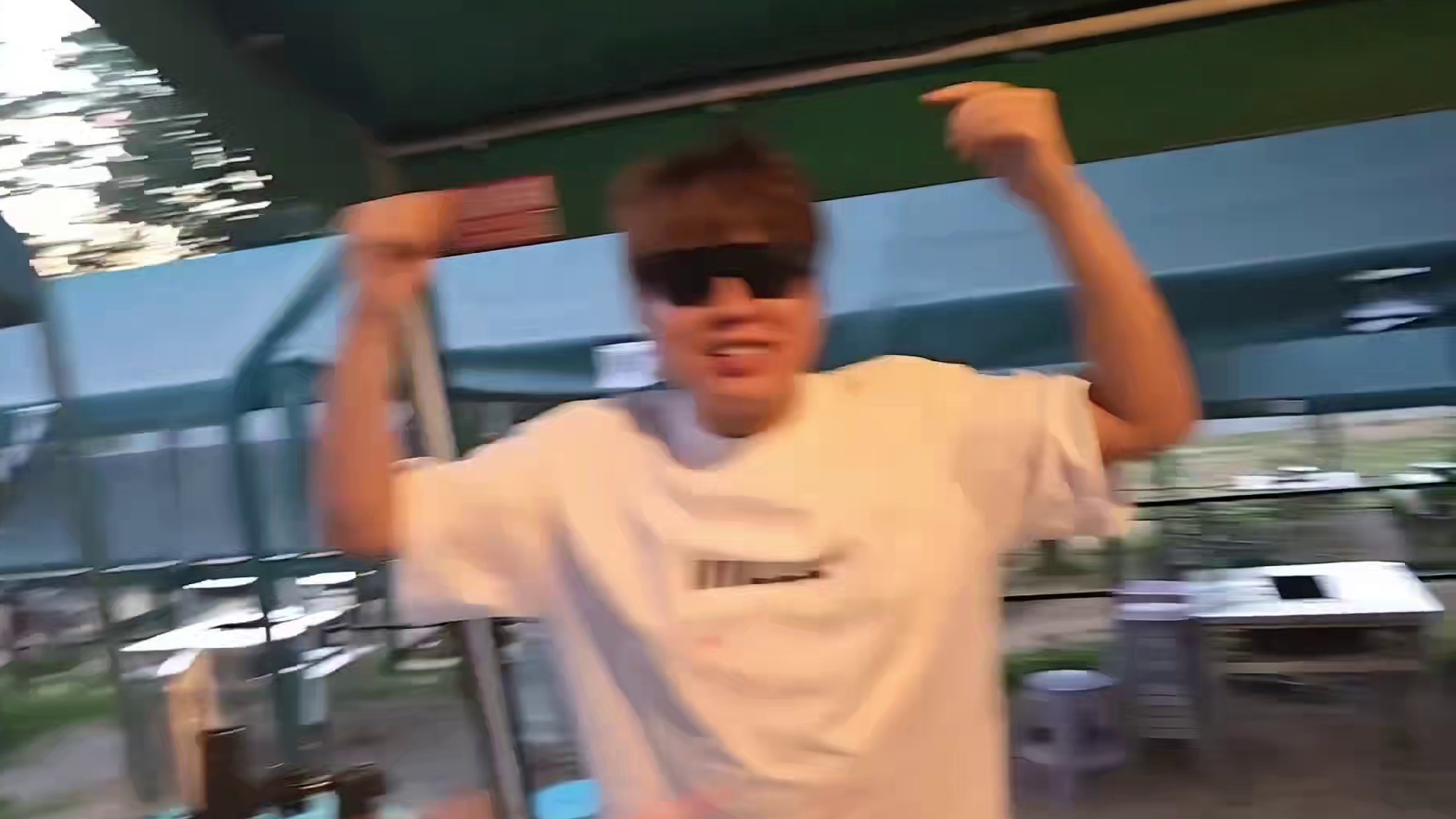 童不愧是祖师，总能第一时间发现主角所在！