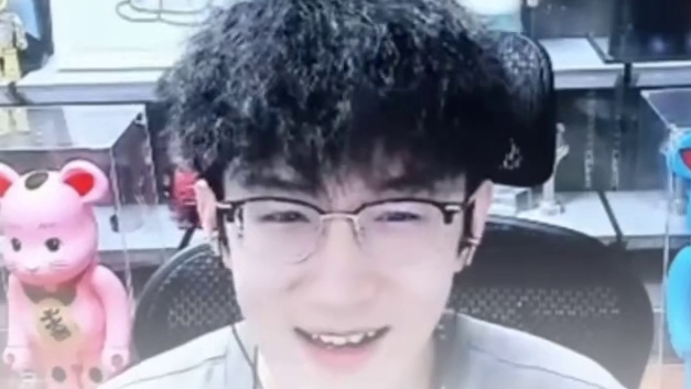 当蔡哥来到逆子台服，弹幕全是爷青回！