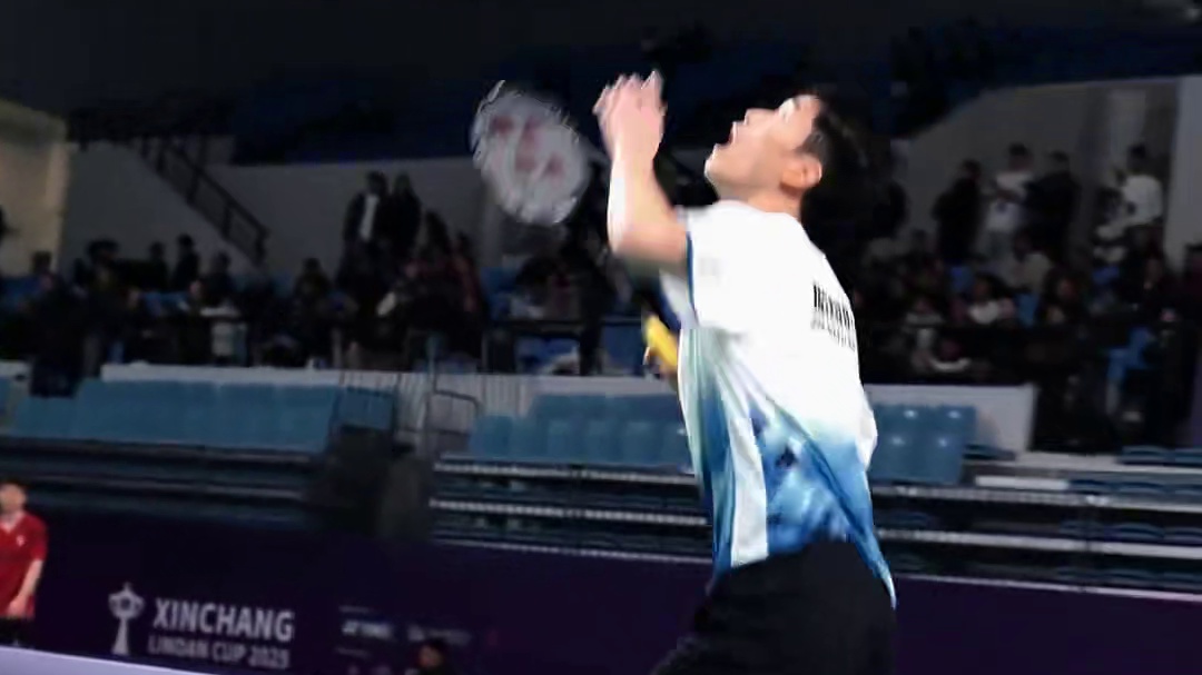 超强能力领衔团队晋级八强 一起感受世界冠军欧烜屹的压迫感