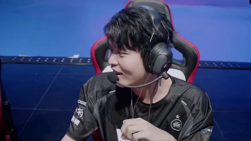 CB加盟EDG揭幕首秀 击溃RRQ取得开门红