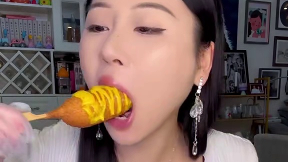 肥肠结子红油冒菜来袭！！！还有鸡翅包饭芝士棒