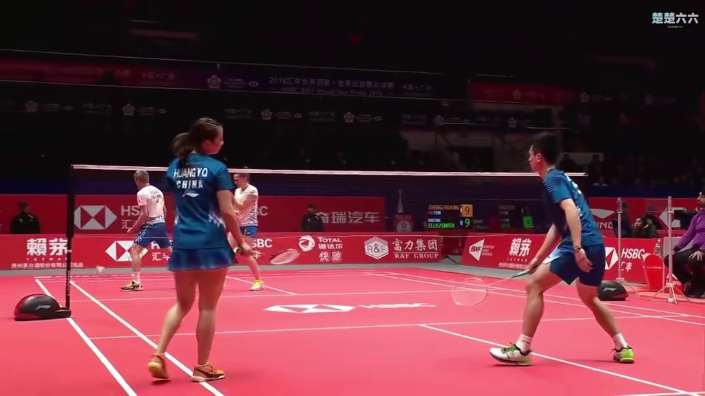 郑思维躺平式的进攻打懵对手，配合突发奇想的平高绝了