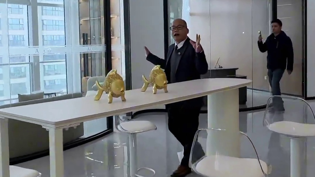 兴华智慧城5隔间家具齐全背山面水